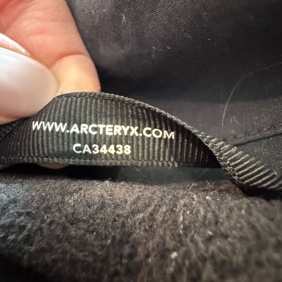 Arc’teryx Diplomat Men's Gray Jacket - Picture 11 of 15